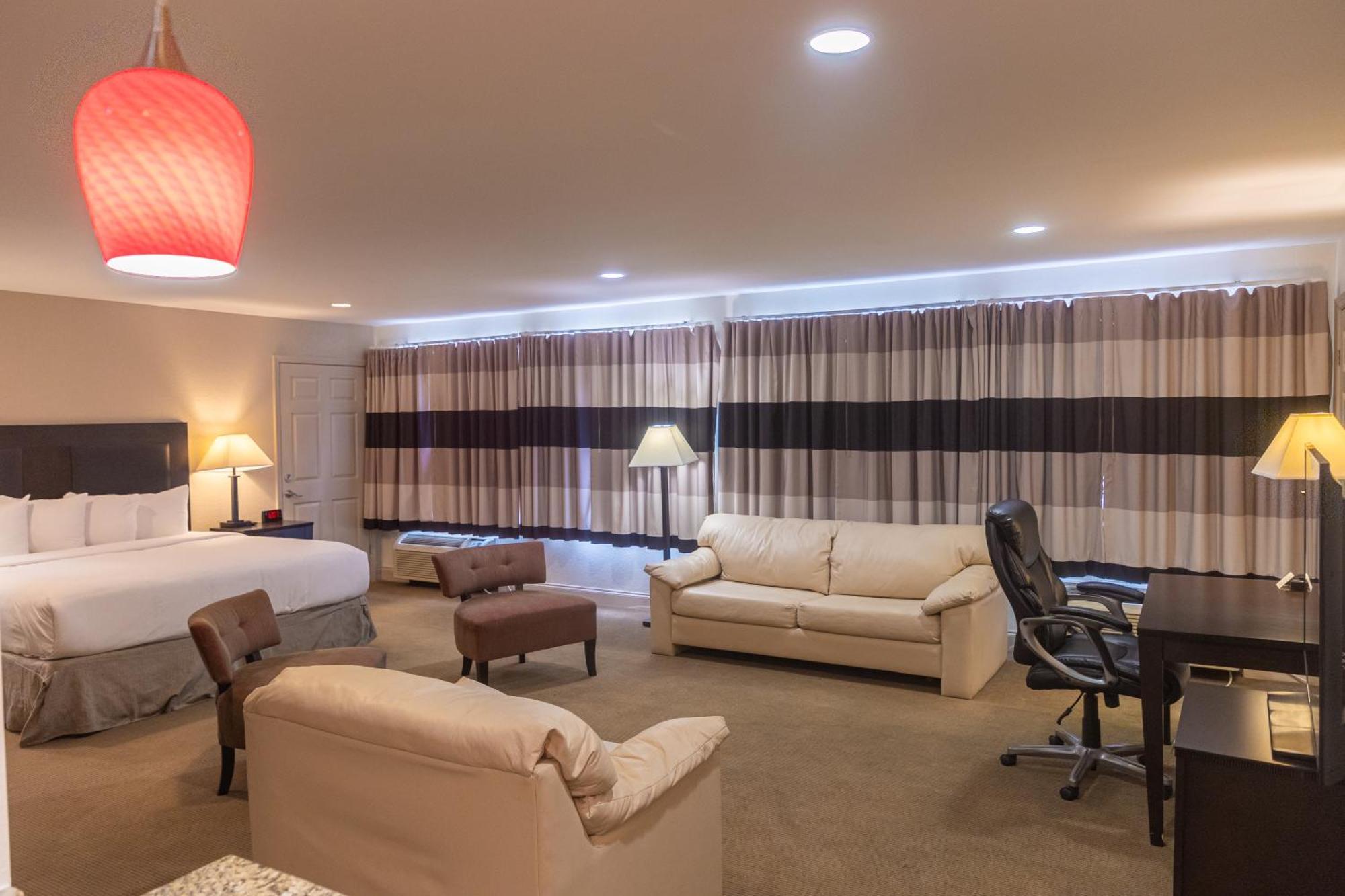 Cottonwood Suites Savannah Hotel & Conference Center Pooler Eksteriør billede