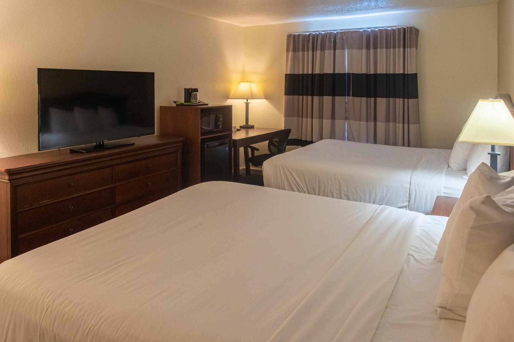 Cottonwood Suites Savannah Hotel & Conference Center Pooler Eksteriør billede